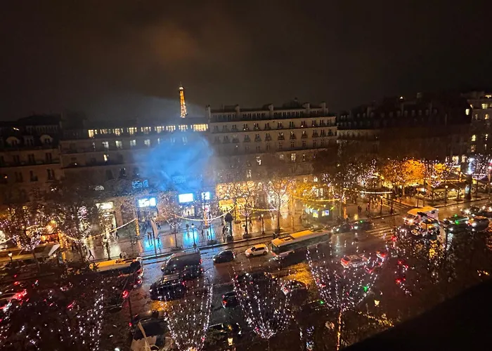 Luxueuse Avenue Des Champs-élysées Appartamento