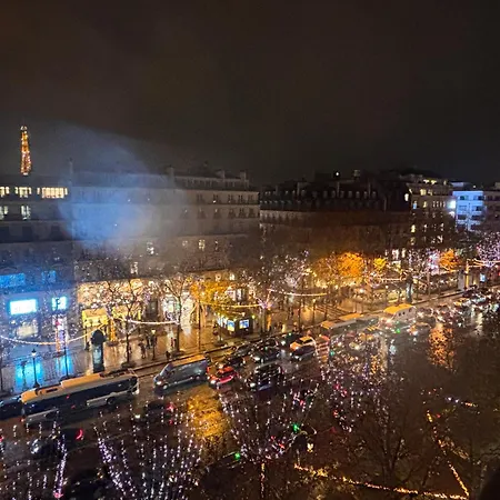 Luxueuse Avenue Des Champs-elysees 公寓 *